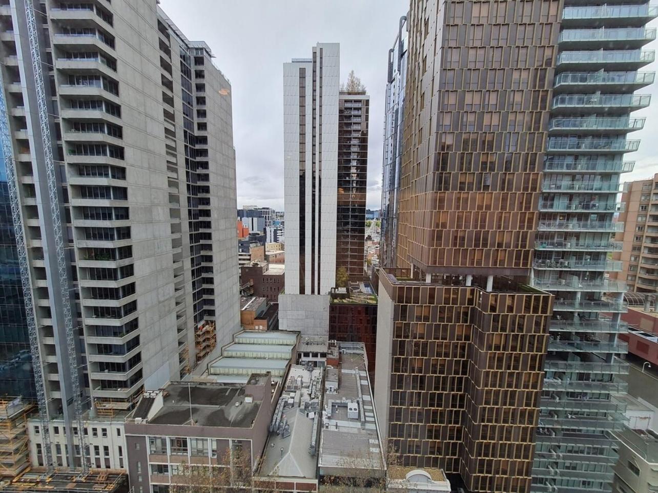 Relaxed 1Br1Ba City View Apt Wifi In Heart Melcbd Melbourne Exterior photo