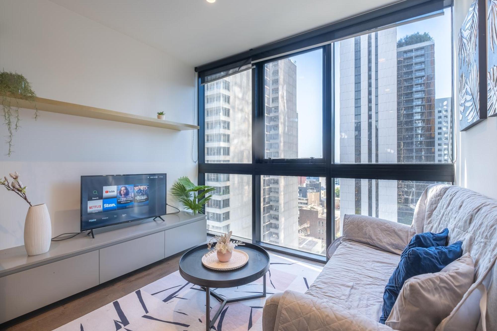 Relaxed 1Br1Ba City View Apt Wifi In Heart Melcbd Melbourne Exterior photo