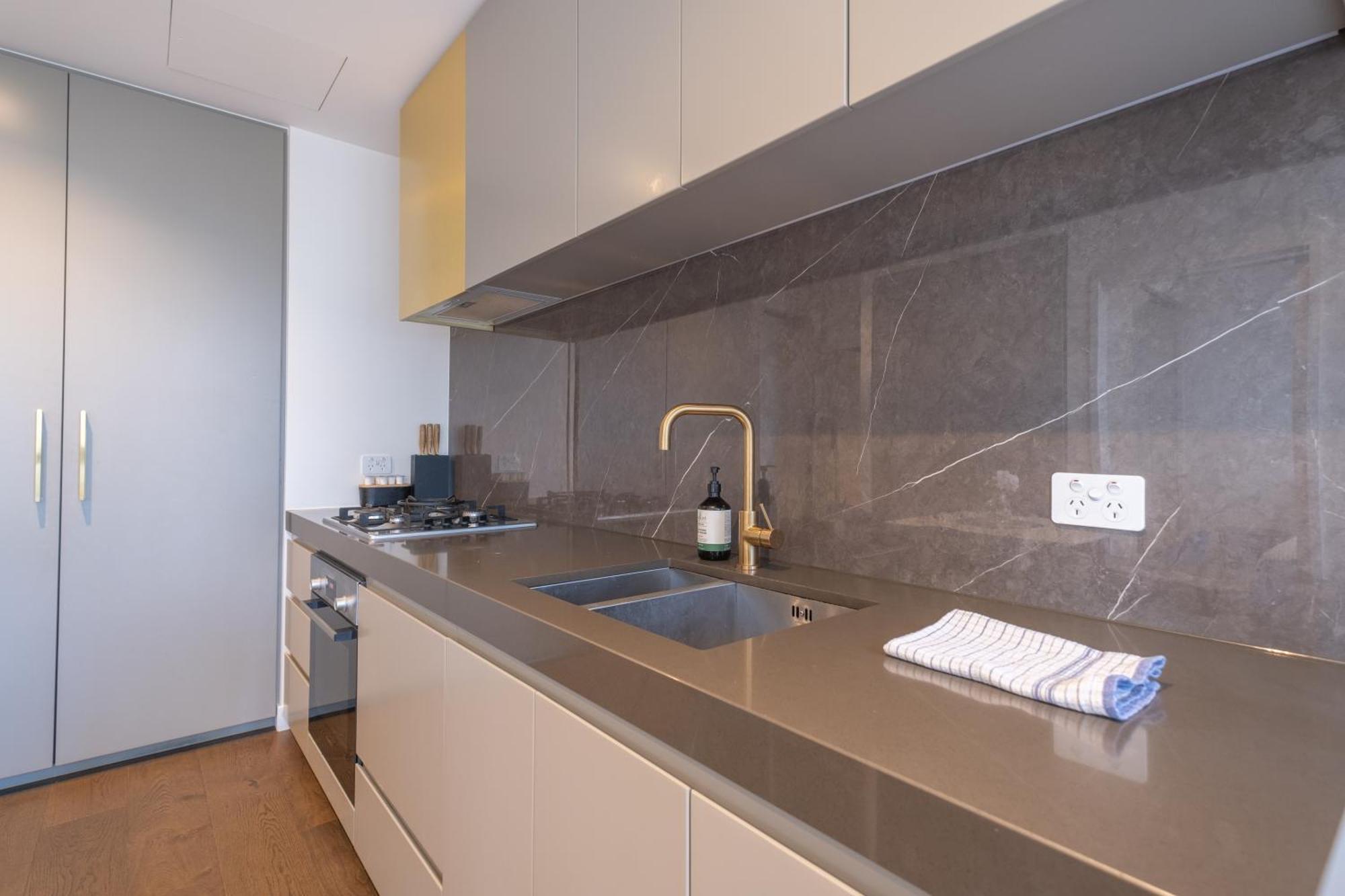 Relaxed 1Br1Ba City View Apt Wifi In Cbd Melbourne Exterior photo